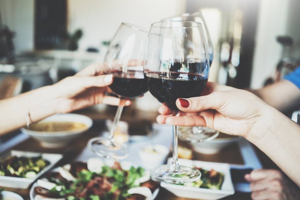 Red or White? Tips for Pairing Wine with Italian Food. Bottiglia